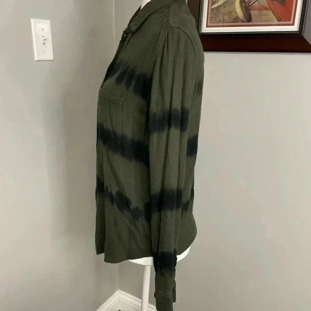 Rails Hunter Olive Black Waves Tie Dye Rayon Button Down Shirt Small - Picture 3 of 7